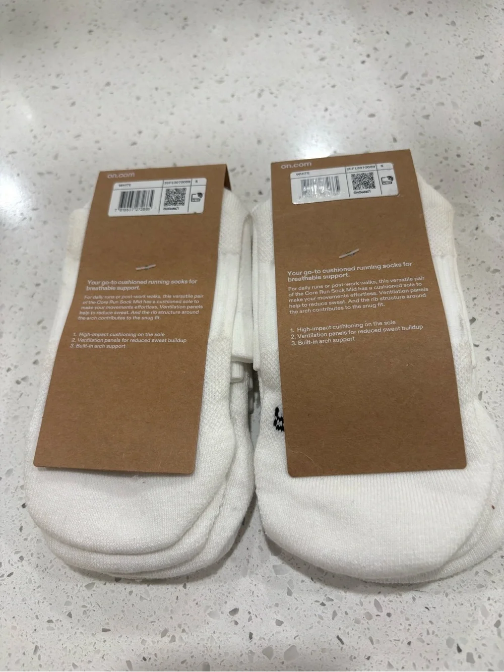 On Core Run Mid Length Socks Bundle‎